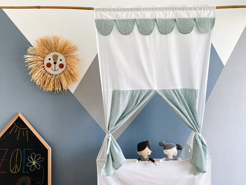 Dukketeater Punch og Judy viser muslin mynte mælkebøtter inklusive teleskopstang