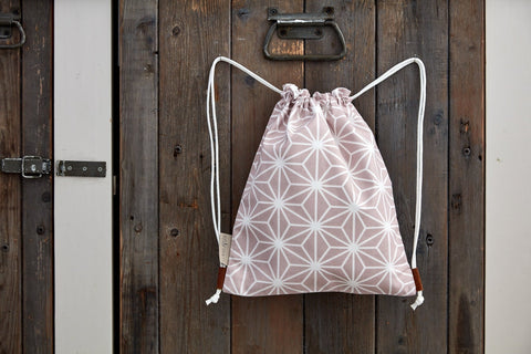 Gymtaske hvide diamanter på cameo pink