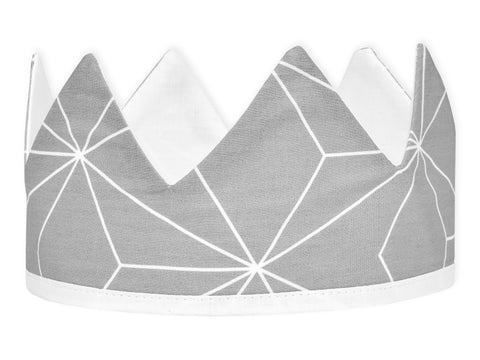 Stof krone hvide tynde diamanter på grå