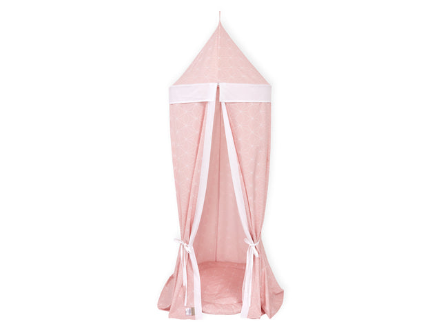 Hængende telt hvide tynde diamanter på gammel pink