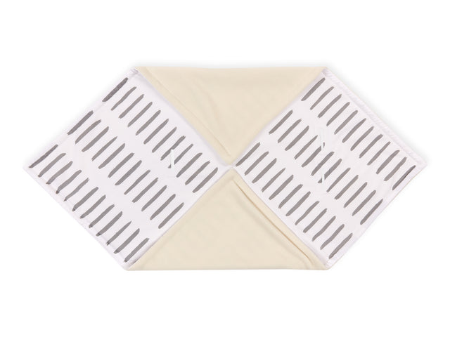 Decke für Babyschale Winter graue Striche auf Weiß