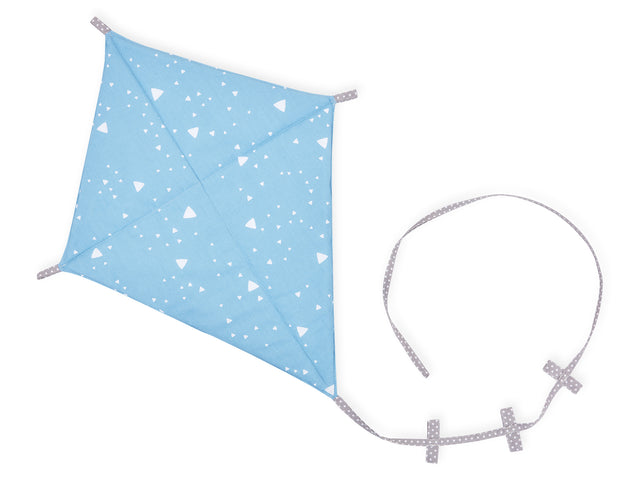 Air kite afrundede trekanter hvid på blå
