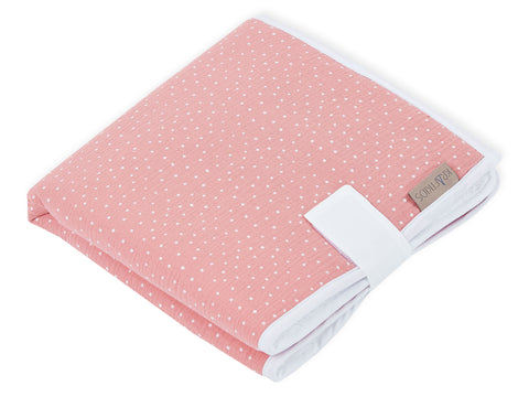 Rejsepusleunderlag muslin pink prikker