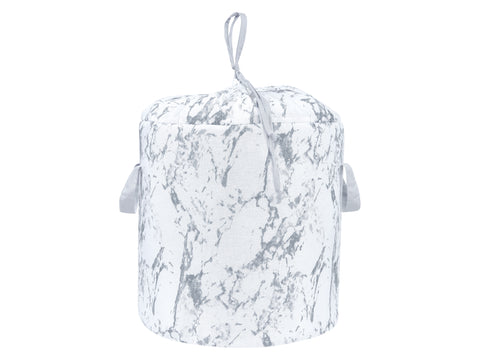 Hvid marmor legetøjskurv